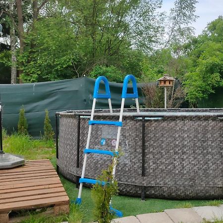 Tiny Treperka Villa Семили Екстериор снимка