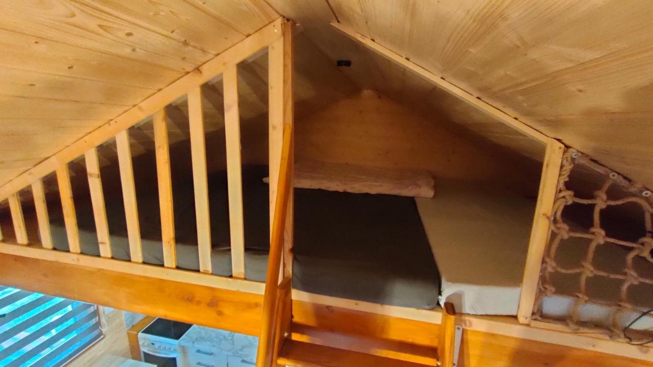 Tiny Treperka Villa Семили Екстериор снимка